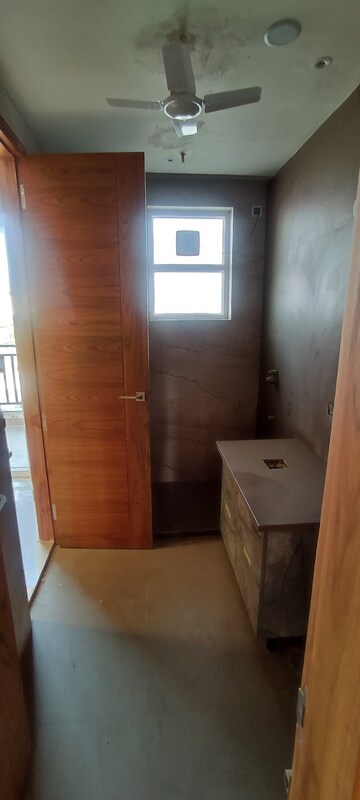 Kitchen in 4 BHK Builder Floor at BPTP Eden Estate, Sector 81 – for Sale