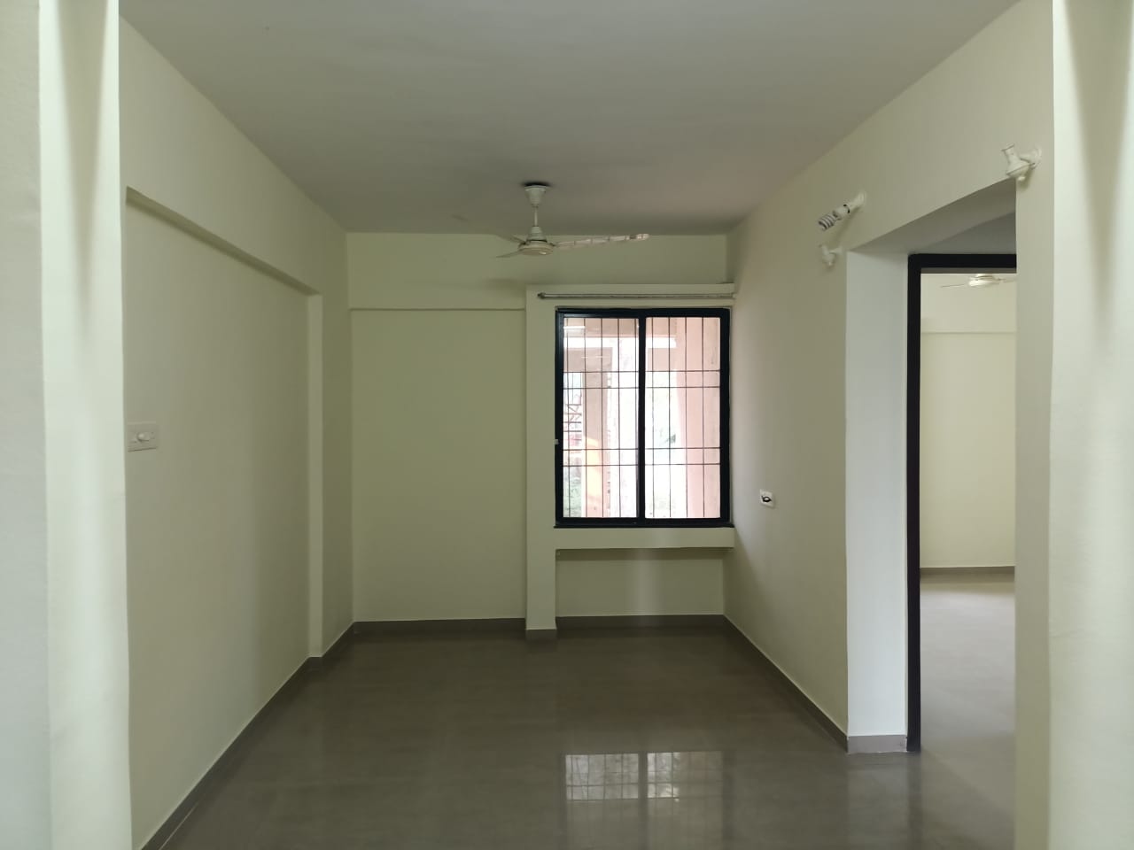 2 BHK Apartment For Rent in Kamgar Putala Vasahat Pune  7810477