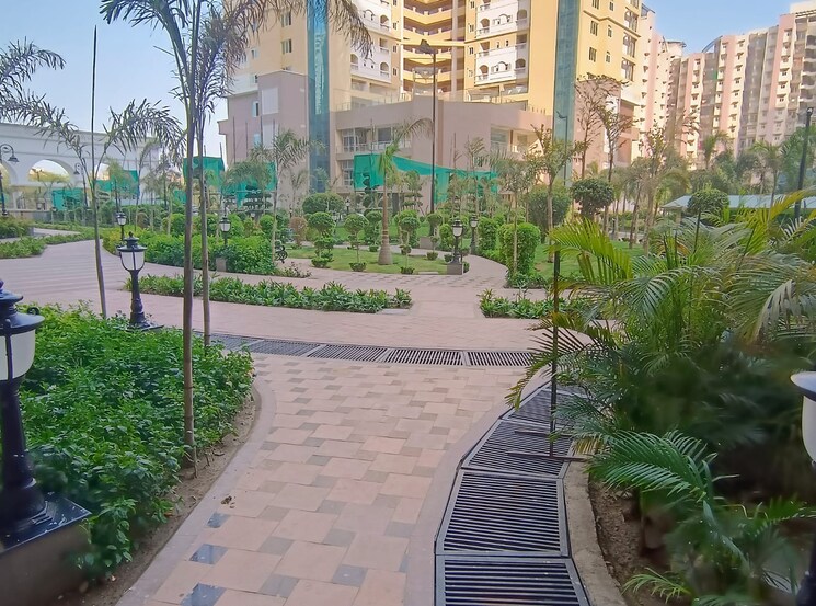 Exterior View, purvanchal-royal-city-ii 3 Bedroom 1815 Sq.Ft. Apartment In Chi V Greater Noida Greater Noida 7810500