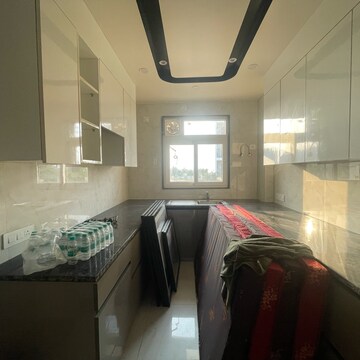 Bedroom in 3 BHK Builder Floor at BPTP Amstoria Country Floor, Sector 102 – for Sale