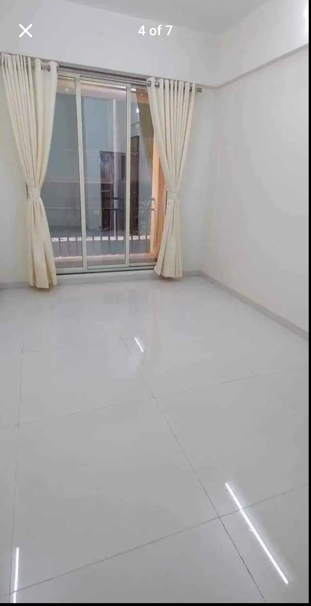 2 BHK + Extra Room Apartment For Sale in Arihant Amodini