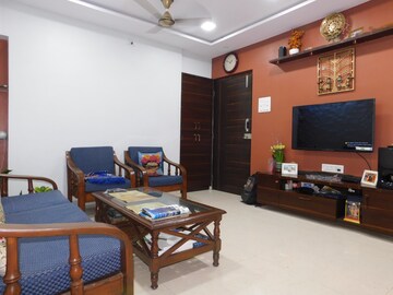 Living Room in 2 BHK Apartment at Mulund East – for Sale