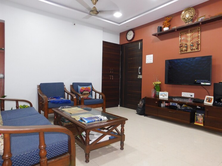 Living Room, mulund east 2 Bedroom 800 Sq.Ft. Apartment In Mulund East Mumbai 7810655