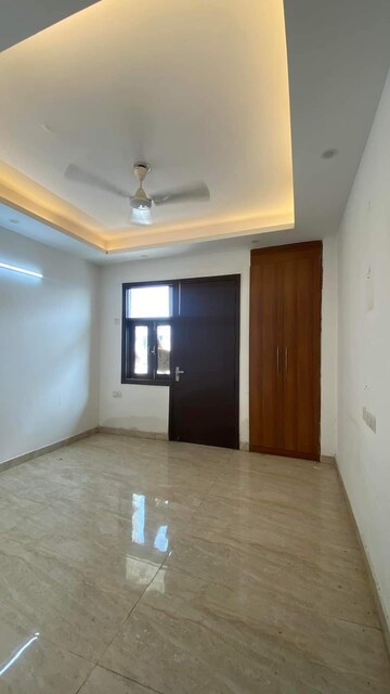 2 BHK Builder Floor For Rent in Chattarpur