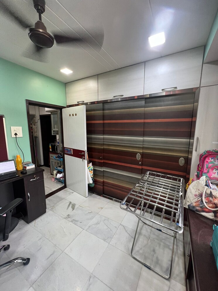 Bedroom, mulund east 2.5 Bedroom 1100 Sq.Ft. Apartment In Mulund East Mumbai 7810720