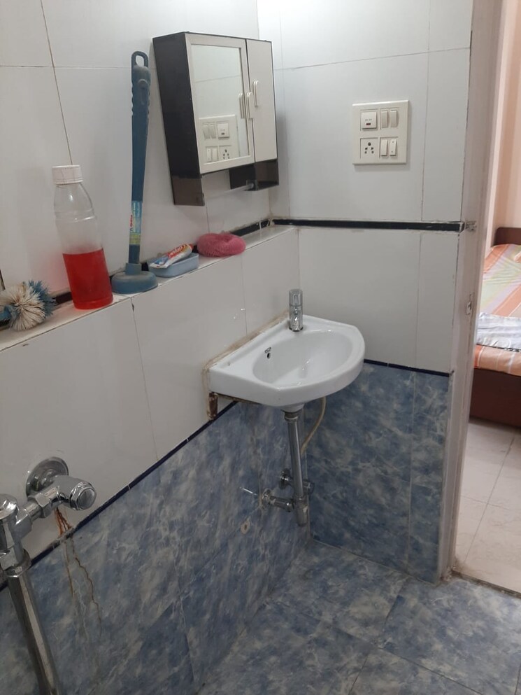 Bathroom, blue-bell-apartment-chembur 2 Bedroom 600 Sq.Ft. Apartment In Chembur Mumbai 7810705