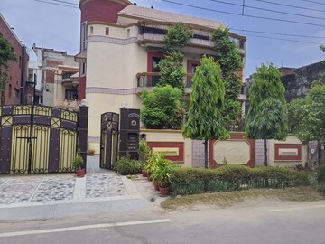 6+ BHK Villa – Exterior View View at Sector 82 - for Sale