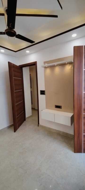 2 BHK Builder Floor For Sale in Mahavir Enclave