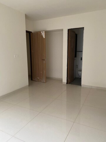 Room in 2 BHK Apartment at Godrej Tranquil, Kandivali East – for Sale
