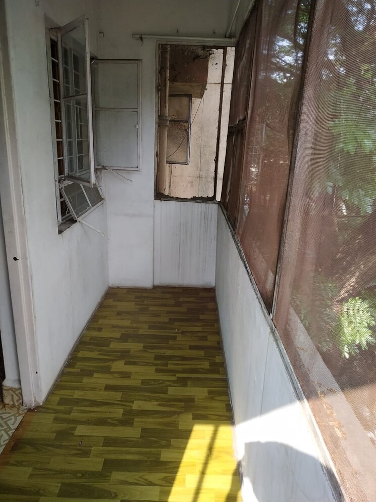 Balcony, meera-nagar-garden-chs 2 Bedroom 1020 Sq.Ft. Apartment In Koregaon Park Pune 7811025