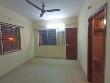 Room in 2 BHK Independent House at Murugesh Palya – for Rent