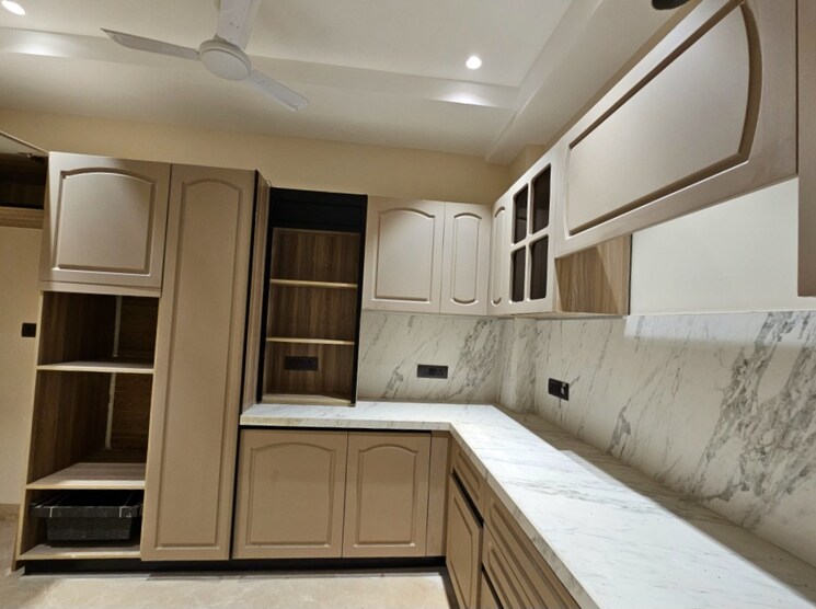 Kitchen, new rajinder nagar 5 Bedroom 660 Sq.Yd. Builder Floor In New Rajinder Nagar Delhi 7811063