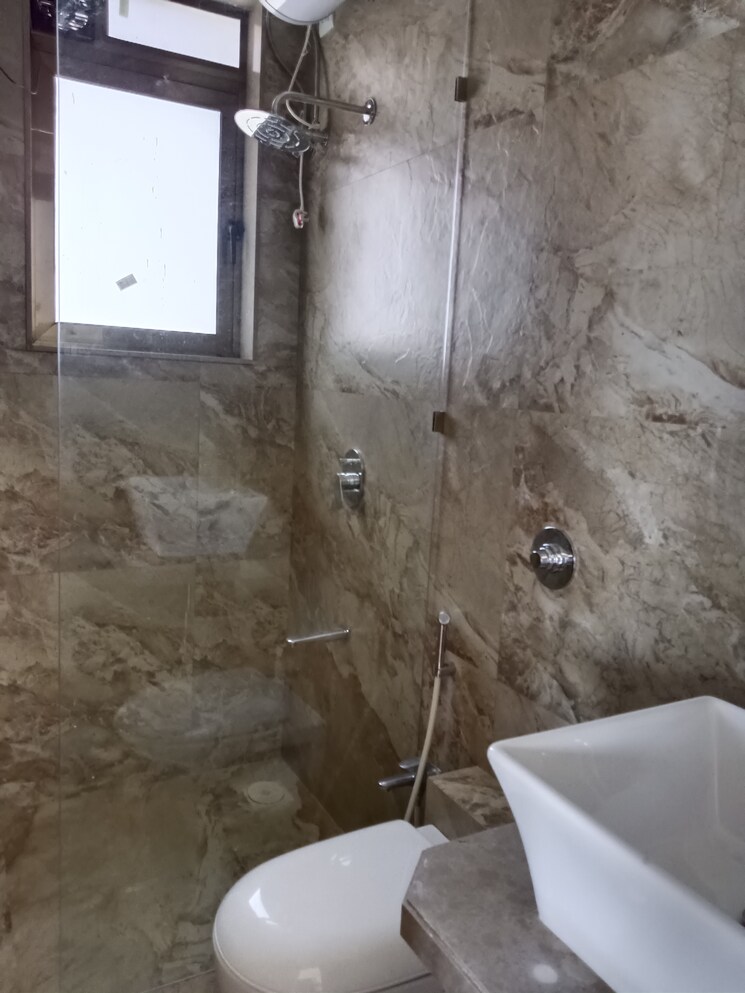 Bathroom, ap-valencia-apartment 3 Bedroom 1300 Sq.Ft. Apartment In Santacruz West Mumbai 7811054