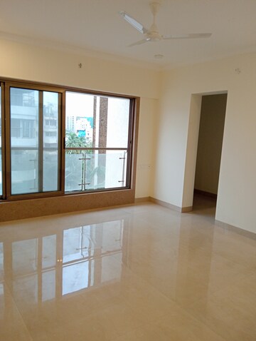 Room in 3 BHK Apartment at Radius 64 Greens, Santacruz West – for Sale