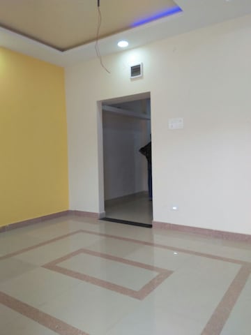 Room in 3 BHK Apartment at Trimurtee Nagar – for Sale