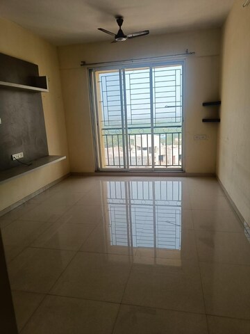 2 BHK Apartment For Sale in Raunak Unnathi Woods Phase 7 A And B, Ghodbunder Road