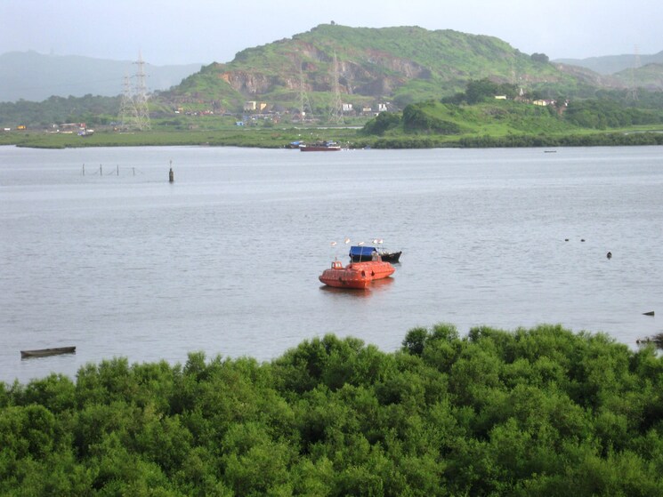 Balcony, kurla west 2 Bedroom 800 Sq.Ft. Apartment In Kurla West Mumbai 7811331