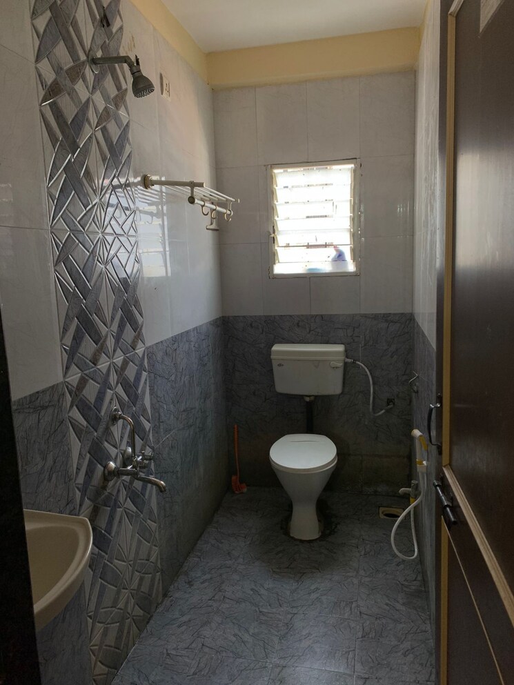 Bathroom, shivsai-heights-manjri 1 Bedroom 640 Sq.Ft. Apartment In Manjari Pune 7811635