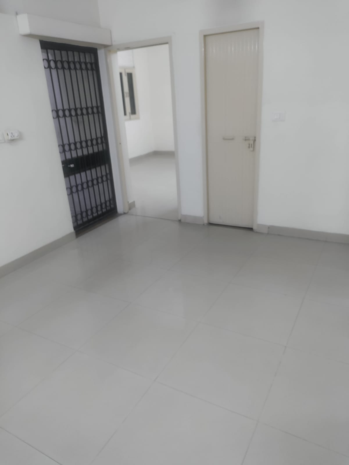 1 BHK Apartment For Resale in Saraswati Narmada Ganga Yamuna Apartment Vasant Kunj Delhi  7811711