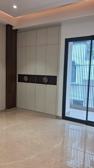 Room in 3 BHK Builder Floor at Jangpura – for Sale