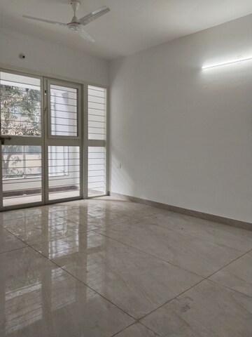 Room in 3 BHK Apartment at Aundh – for Sale