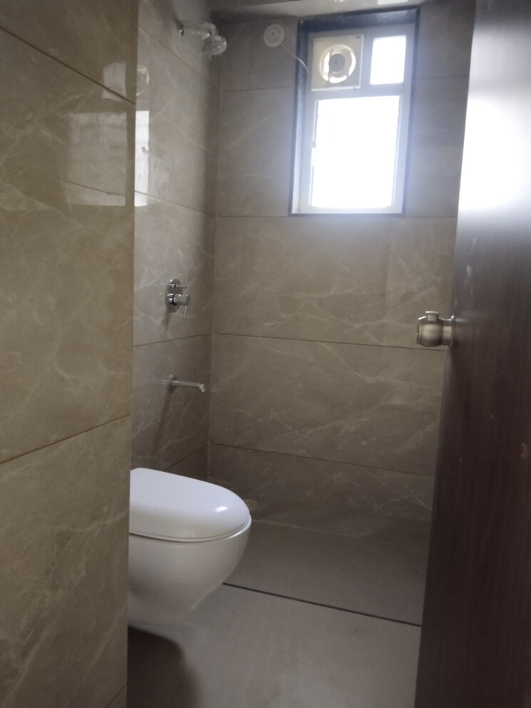 Bathroom, aundh 3 Bedroom 1355 Sq.Ft. Apartment In Aundh Pune 7811739