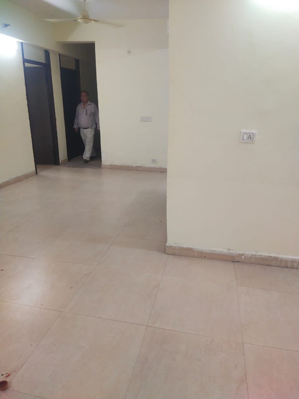 2 BHK Apartment For Rent in Amrapali Leisure Park Amrapali Leisure Valley Greater Noida  7811740