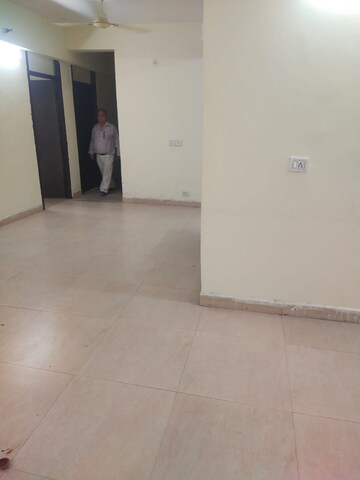 2 BHK Apartment For Rent in Amrapali Leisure Park, Amrapali Leisure Valley