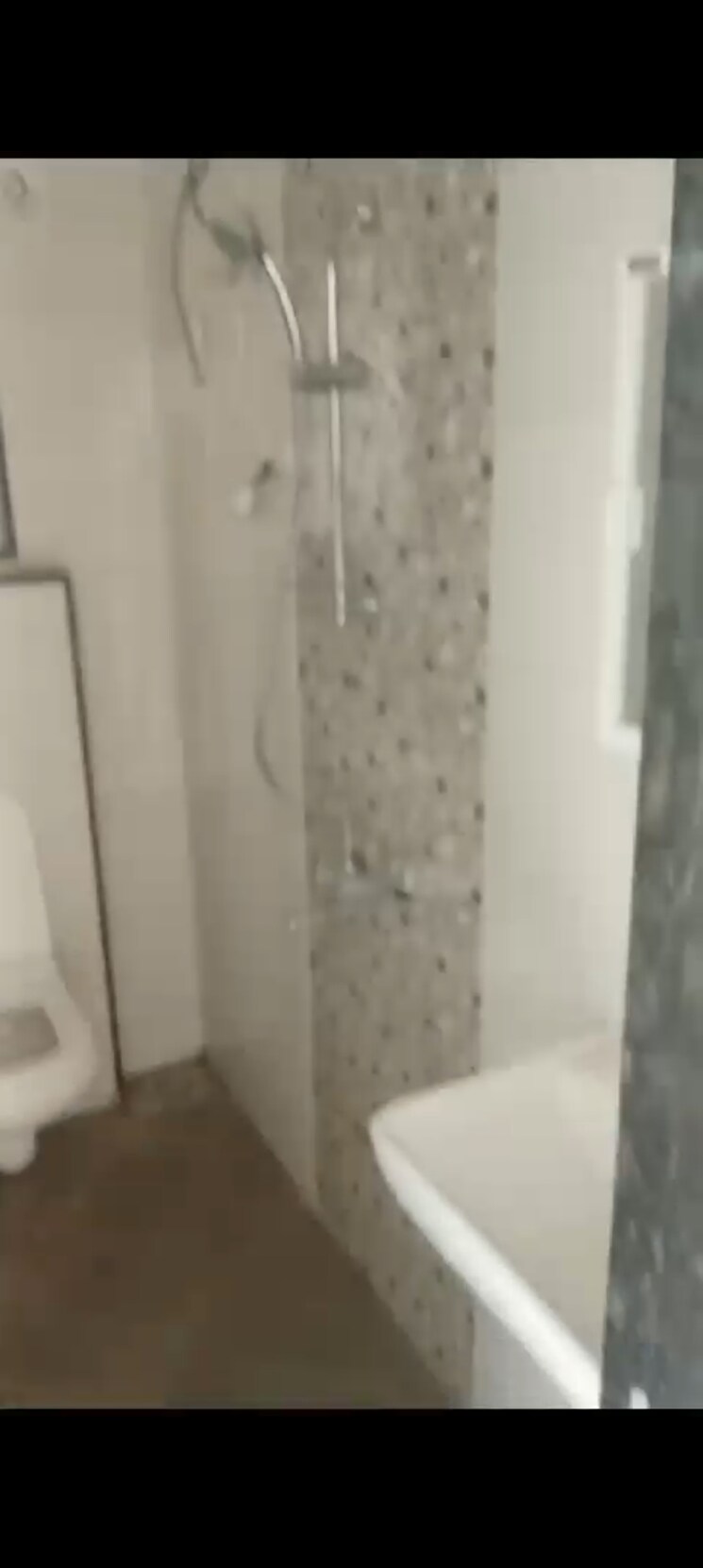 Bathroom, dadar west 2 Bedroom 587 Sq.Ft. Apartment In Dadar West Mumbai 7811792