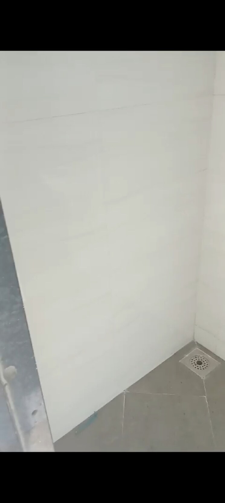 Room, dadar west 2 Bedroom 587 Sq.Ft. Apartment In Dadar West Mumbai 7811792