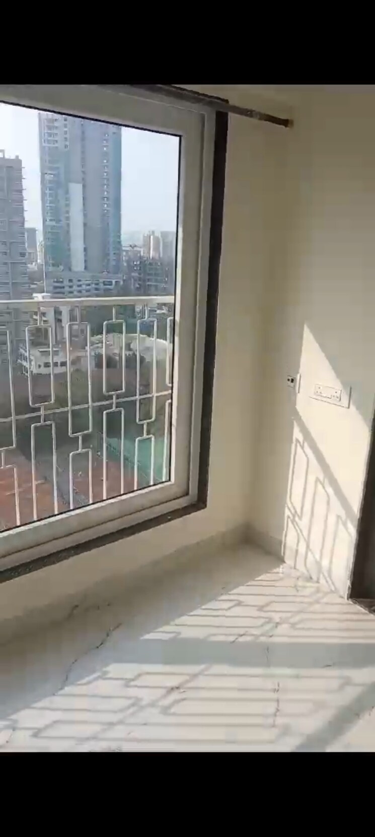 Balcony, dadar west 2 Bedroom 587 Sq.Ft. Apartment In Dadar West Mumbai 7811792