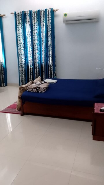  Plot For Sale in Pitampura