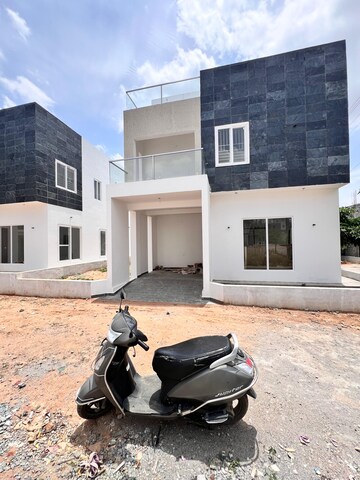 Parking in 4 BHK Villa at Frontier Ridgewood Villa, Sarjapur – for Sale