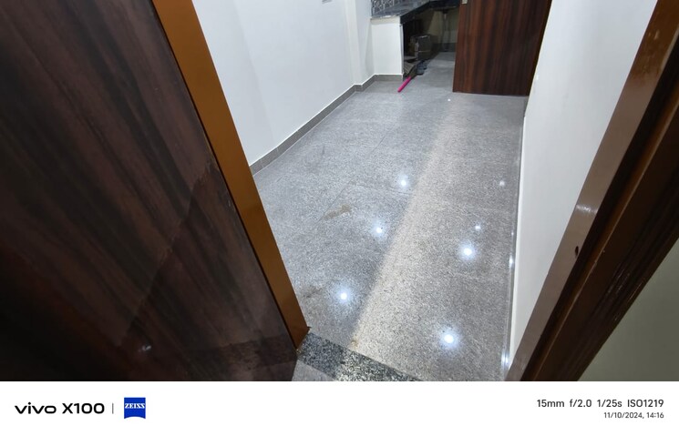 Room, shaheen bagh 2 Bedroom 585 Sq.Ft. Apartment In Shaheen Bagh Delhi 7811866