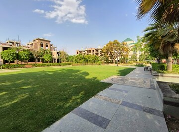  Plot For Sale in Omaxe Metro City, Kalli Paschim