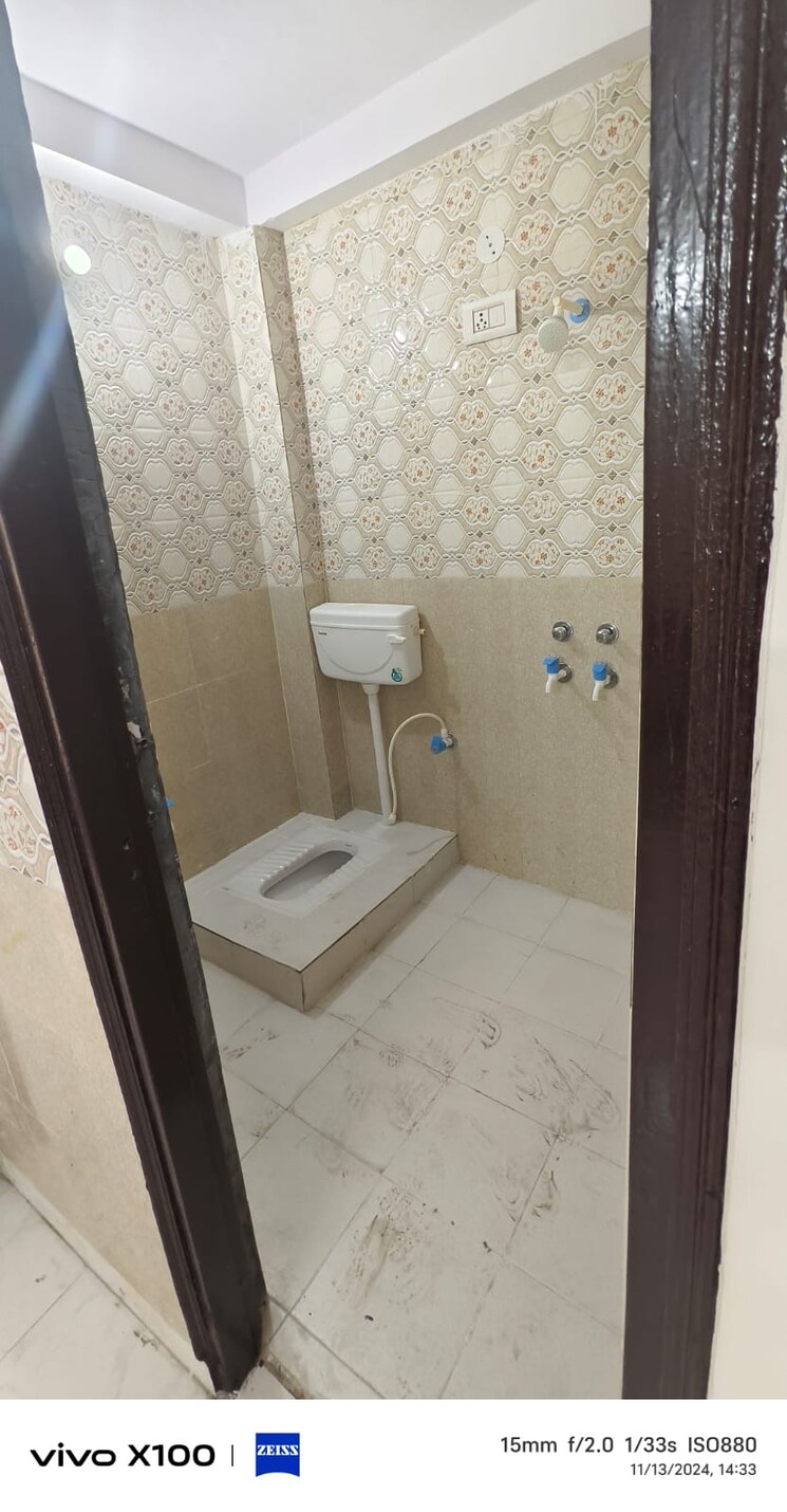 Bathroom, shaheen bagh 2 Bedroom 585 Sq.Ft. Builder Floor In Shaheen Bagh Delhi 7811877