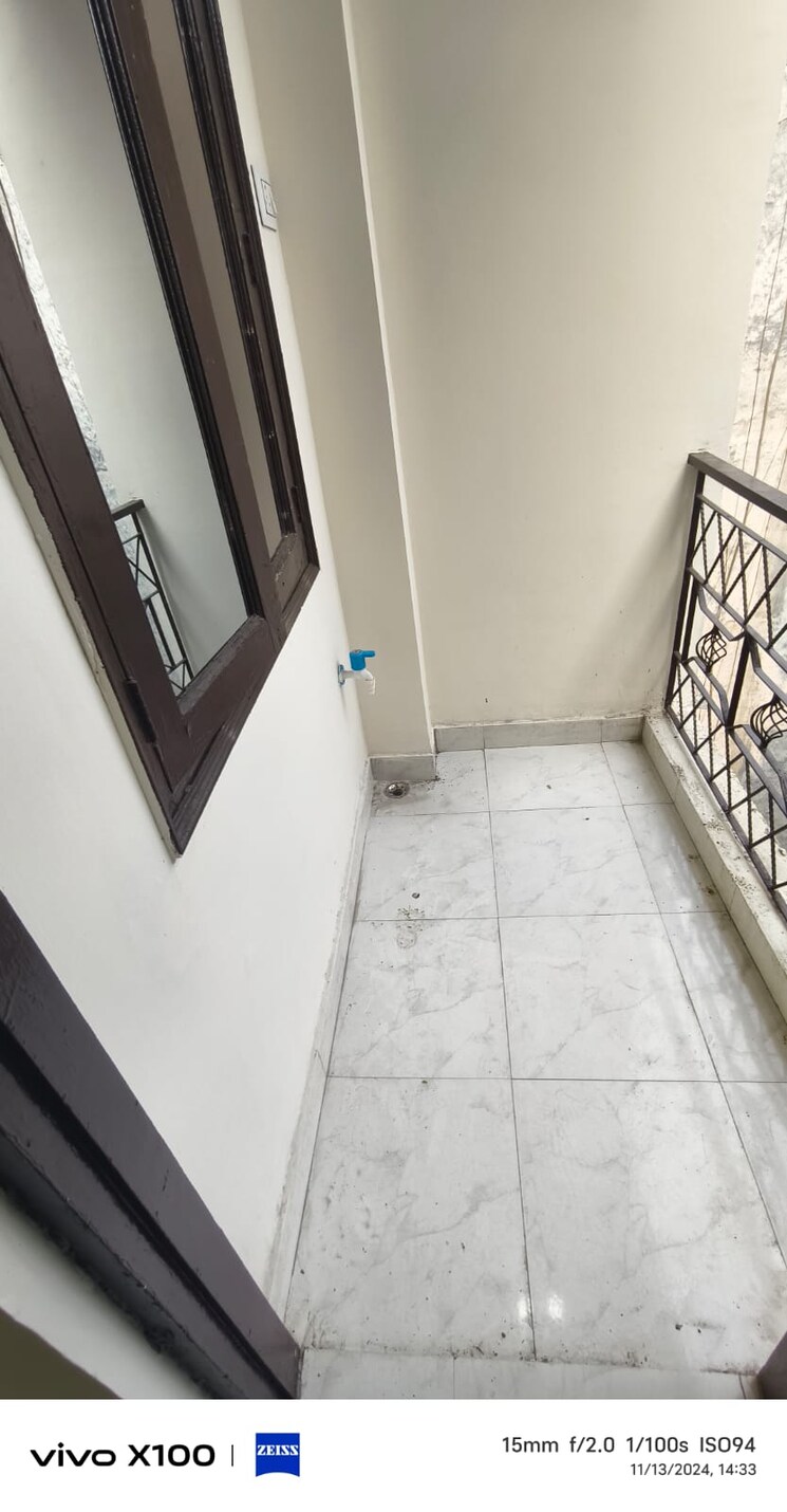 Balcony, shaheen bagh 2 Bedroom 585 Sq.Ft. Builder Floor In Shaheen Bagh Delhi 7811877