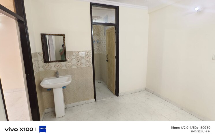 Living Room, shaheen bagh 2 Bedroom 585 Sq.Ft. Builder Floor In Shaheen Bagh Delhi 7811877