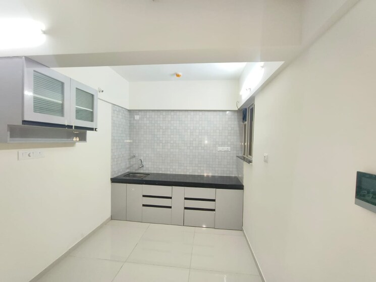 undefined, paranjape-trident-towers 2 Bedroom 720 Sq.Ft. Apartment In Wakad Pune 7812063