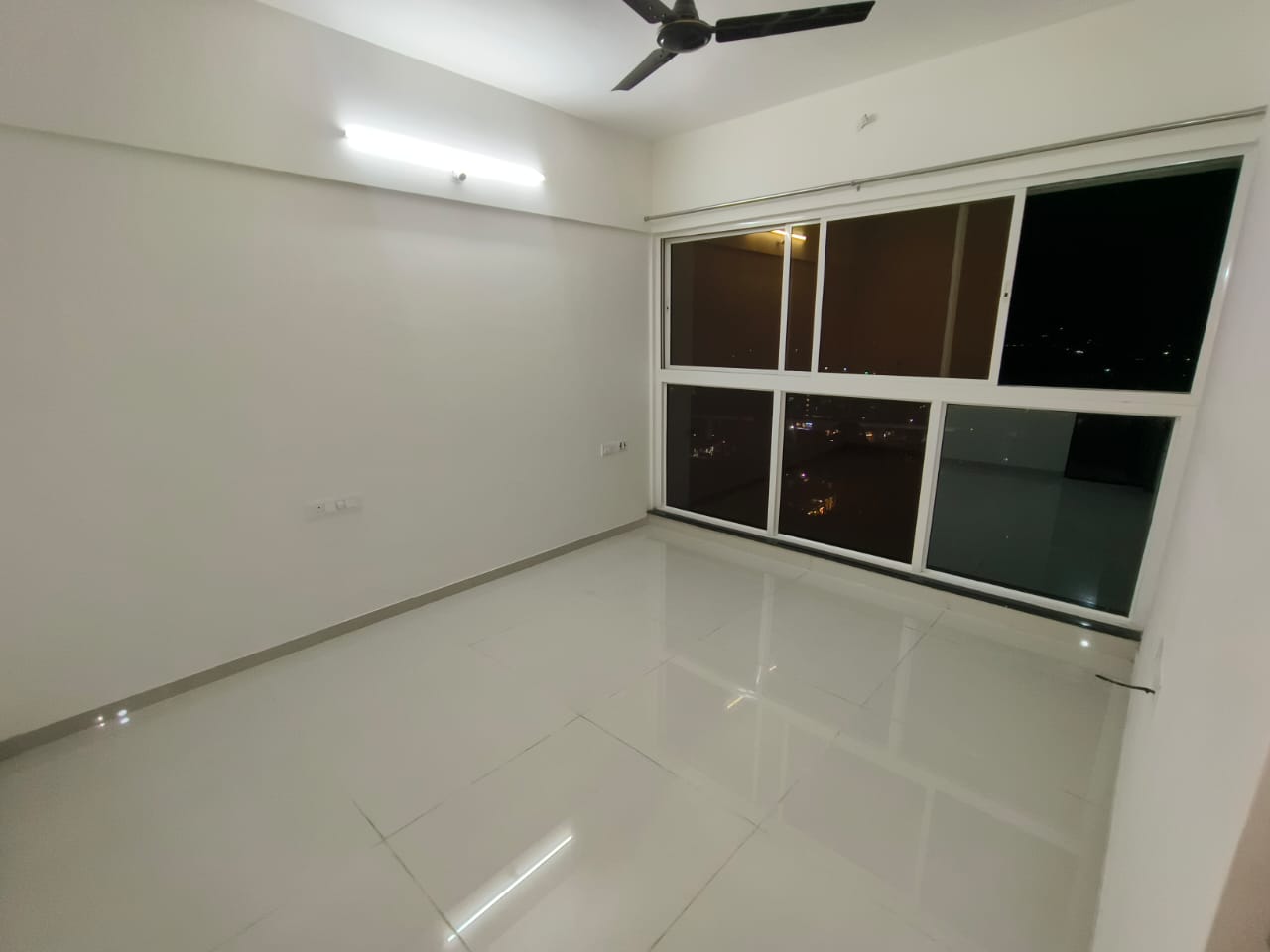 2 BHK 720 Sq.Ft. Apartment in Paranjape Trident Towers