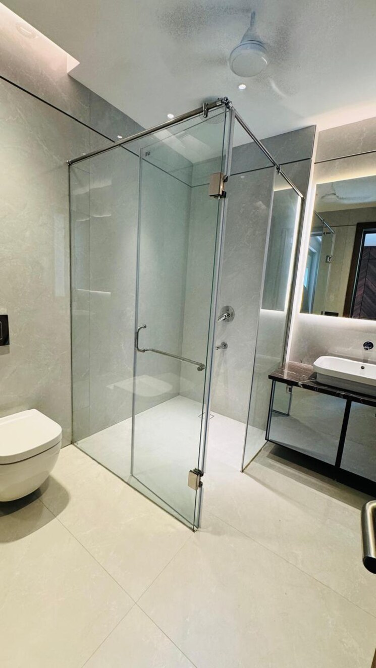 Bathroom, ss-hibiscus 4 Bedroom 4400 Sq.Ft. Apartment In Sector 50 Gurgaon 7812619