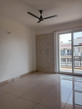 3 BHK Apartment For Rent in Green Valley Residencia Nagla Road Zirakpur  7812662