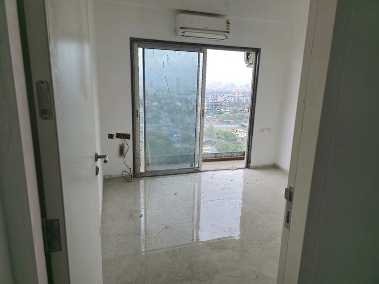 Room, saket-world 2 Bedroom 752 Sq.Ft. Apartment In Kalyan East Thane 7812780
