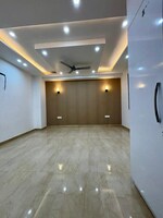 3 BHK + Pooja Room 250 Sq.Yd. Builder Floor in BPTP District 3