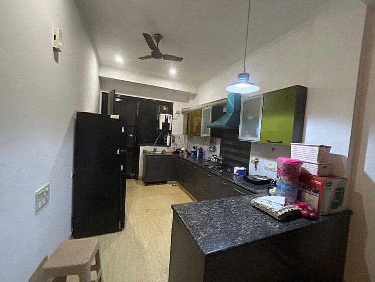 Team Area, jaypee-greens-kosmos 2 Bedroom 946 Sq.Ft. Apartment In Sector 134 Noida 7812853