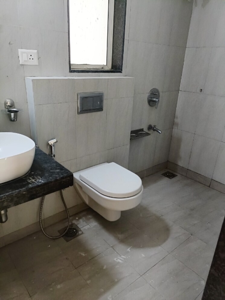 Bathroom, godrej-prime 2 Bedroom 737 Sq.Ft. Apartment In Chembur Mumbai 7812837