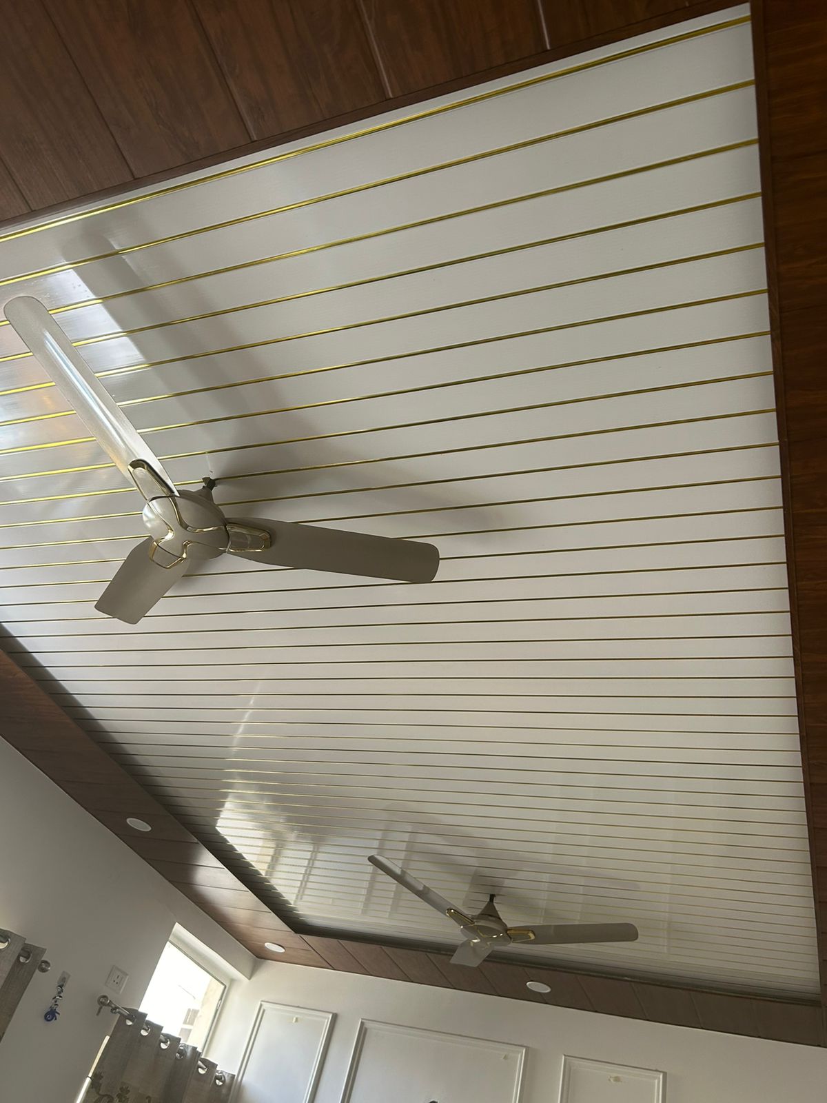 3 BHK + Servant Room 265 Sq.Yd. Builder Floor in Lavender Floors