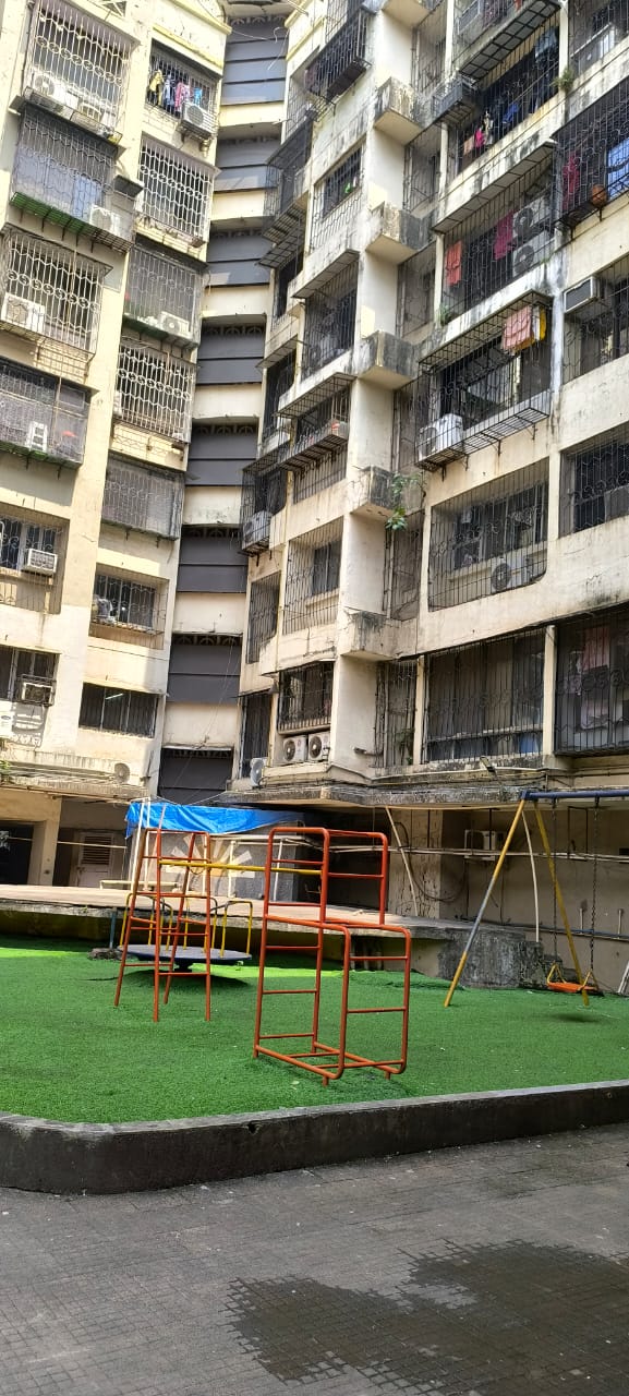 2 BHK + Study Room Apartment For Sale in Dheeraj Garden