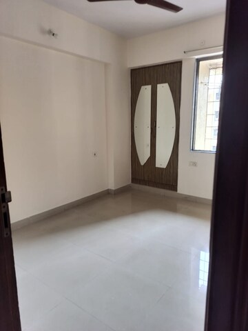 Room in 2 BHK Apartment at Ajmera Opal, Kalyan West – for Sale