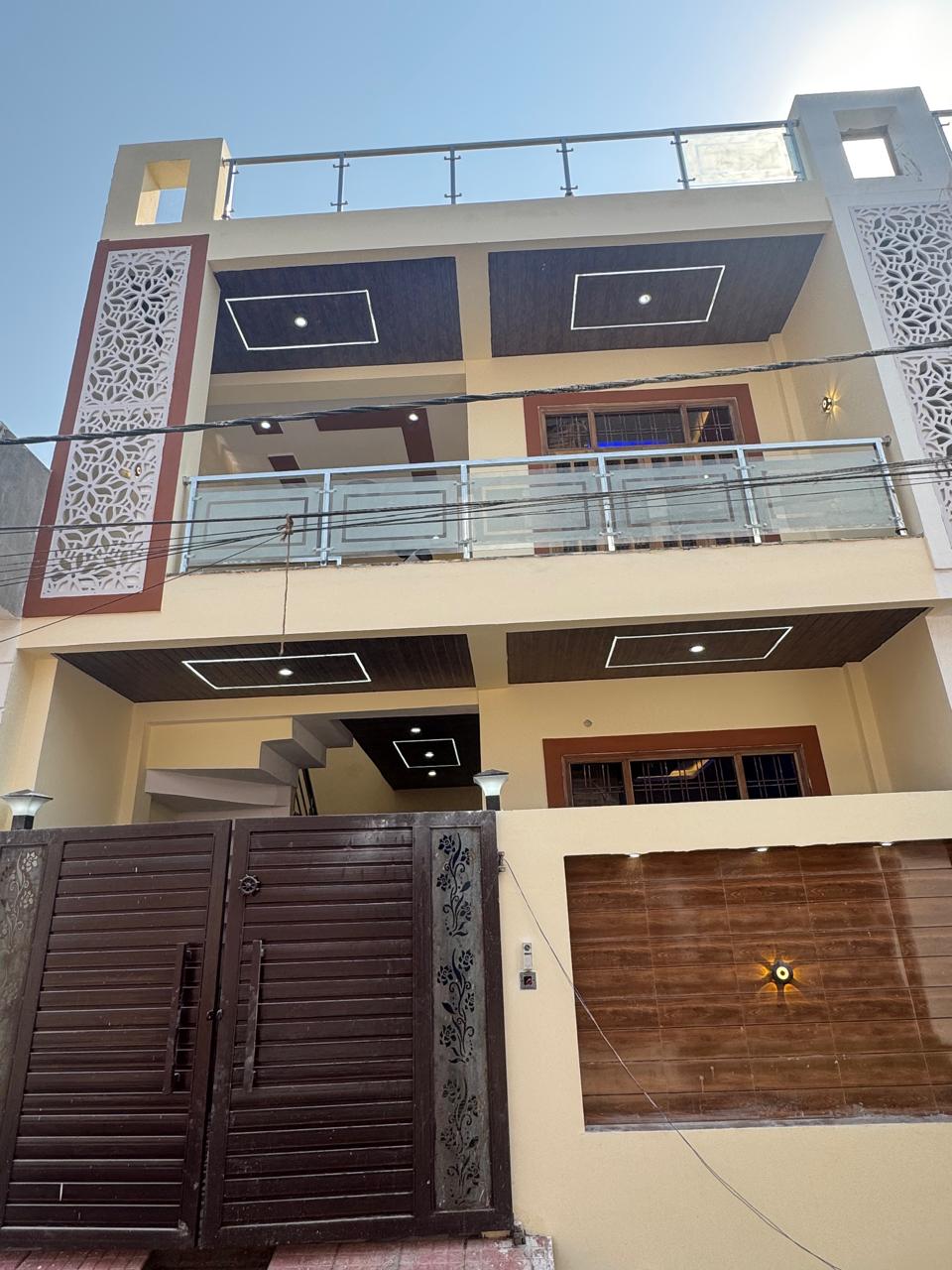 3 BHK + Pooja Room,Study Room Independent House For Sale in Park City 